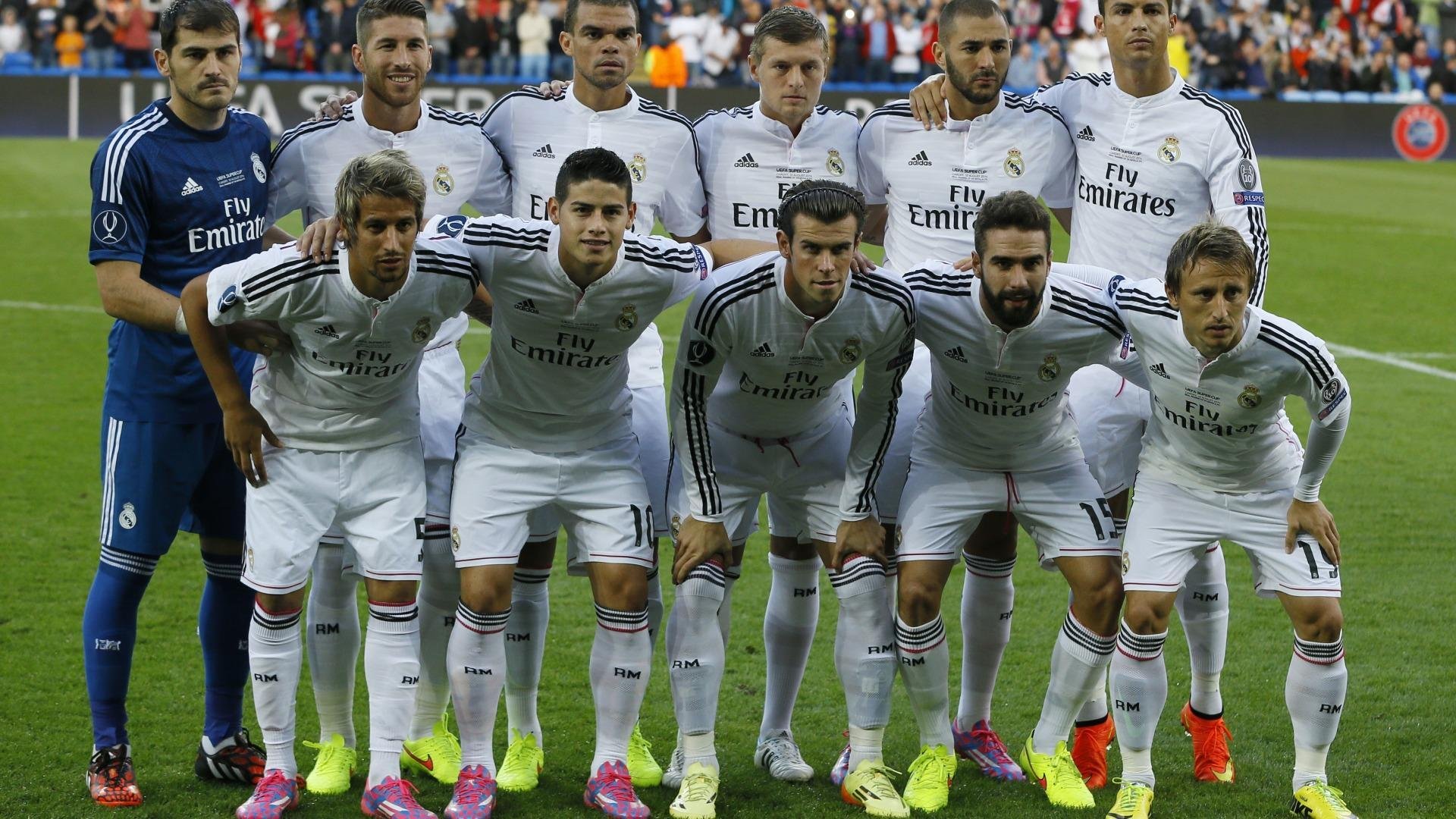 莱万多夫斯基回归赛场，比分优势明显首场状态亮眼，快船观众沸腾！