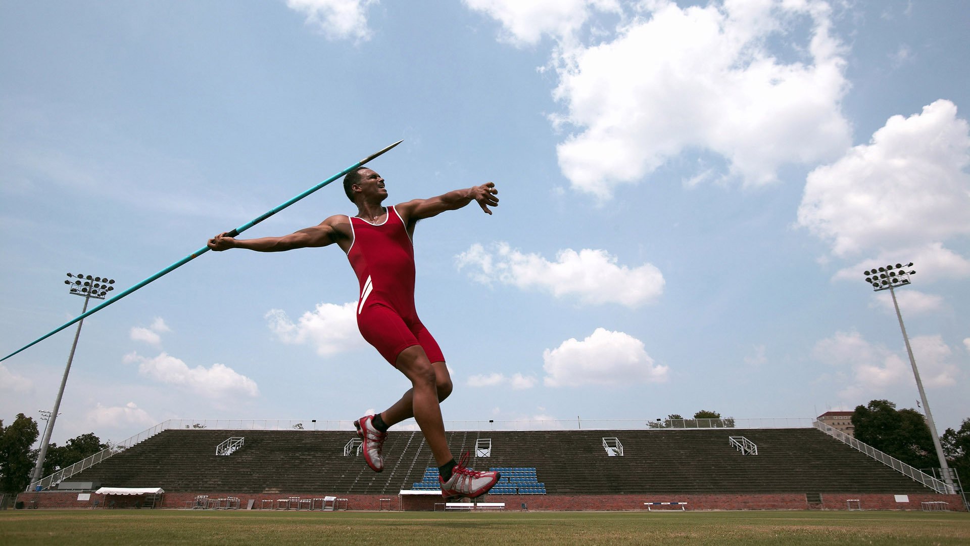 浓眉哥新星赛况扑朔迷离表现惊艳，快船未来可期！